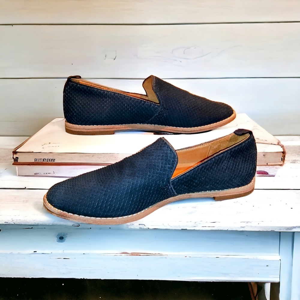 BILL BLASS | 😎💥 Sapphire Blue Suede Loafers 🕶🛍 | Size 6